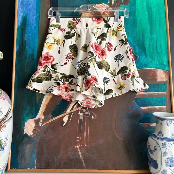 Mine High Waist Pink and Green Floral Shorts - Picture 3 of 15